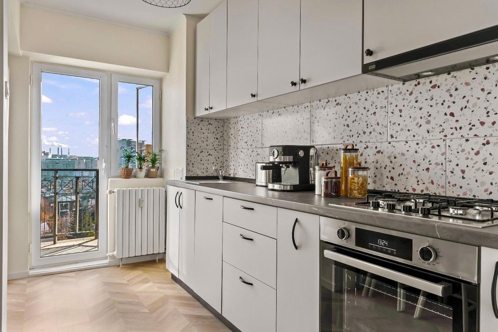 Design 2br Decebal/ Pta Alba Iulia Bucarest